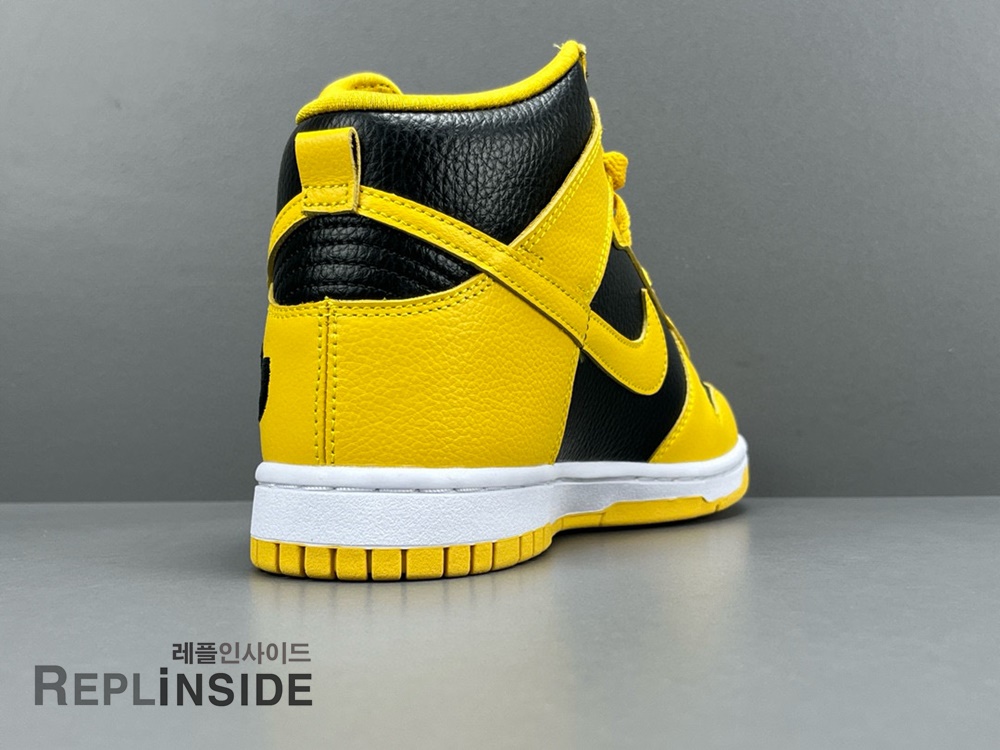 Nike Dunk x Wu-Tang Clan High Black & Fallen HJ4320-001, 레플리카스니커즈, 레플리카운동화, 레플리카스캇, Dunk High, 남성스니커즈, 실사, 착샷, 인기, 리셀, 구매, 리뷰