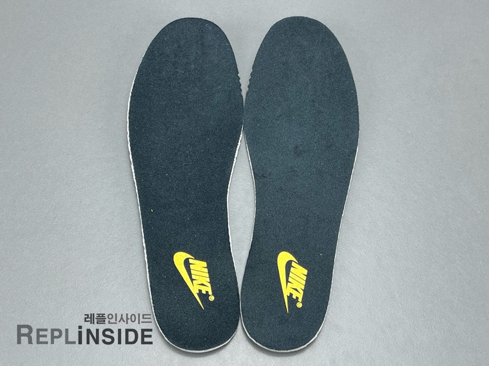 Nike Dunk Wu-Tang Clan High Black & Fallen HJ4320-001, 레플리카스니커즈, 레플리카운동화, 레플리카스캇, Dunk, 남성운동화, 실사, 착샷, 인기, 리셀, 구매, 리뷰