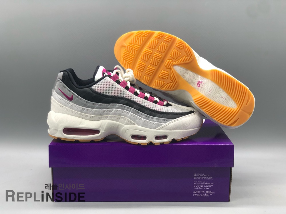 나이키 SB 에어맥스 95 HF7545-100 힐탭 후면 실사 | 나이키 로고 디테일 | #레플리카스니커즈 #레플리카운동화