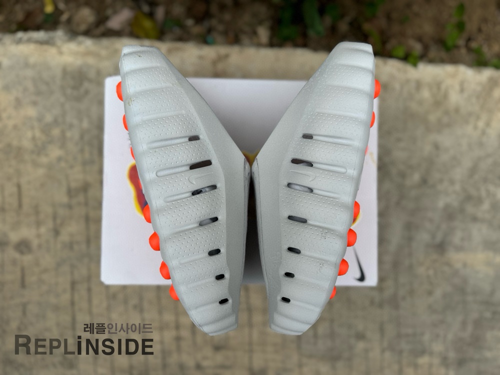 레플리카 명품 [NIKE] 나이키 마인드 001 라이트 스모크 그레이 포톤 더스트 HQ4309-003 남녀공용 - 밑창 실사