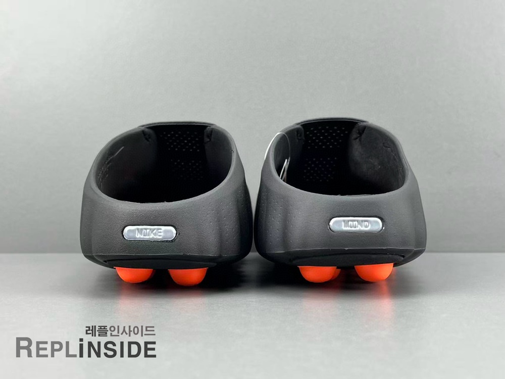 레플리카 명품 [NIKE] 나이키 마인드 001 블랙 하이퍼 크림슨 HQ4309-001 남녀공용 - 뒷면 실사