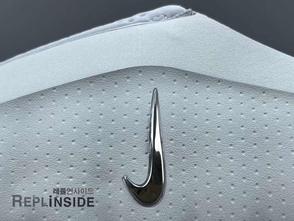 레플리카 명품 [NIKE] 나이키 마인드 001 라이트 스모크 그레이 포톤 더스트 HQ4309-003 남녀공용 (PKgod버전) - 소재 실사