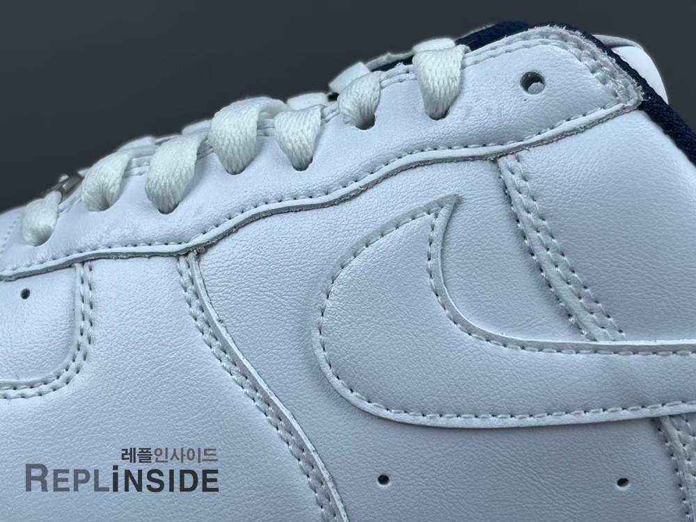 레플리카 명품 [NIKE] 나이키 x 릴 야티 에어포스 1 로우 화이트 앤 미드나잇 네이비 IB5720-100 남성용 - 소재 실사