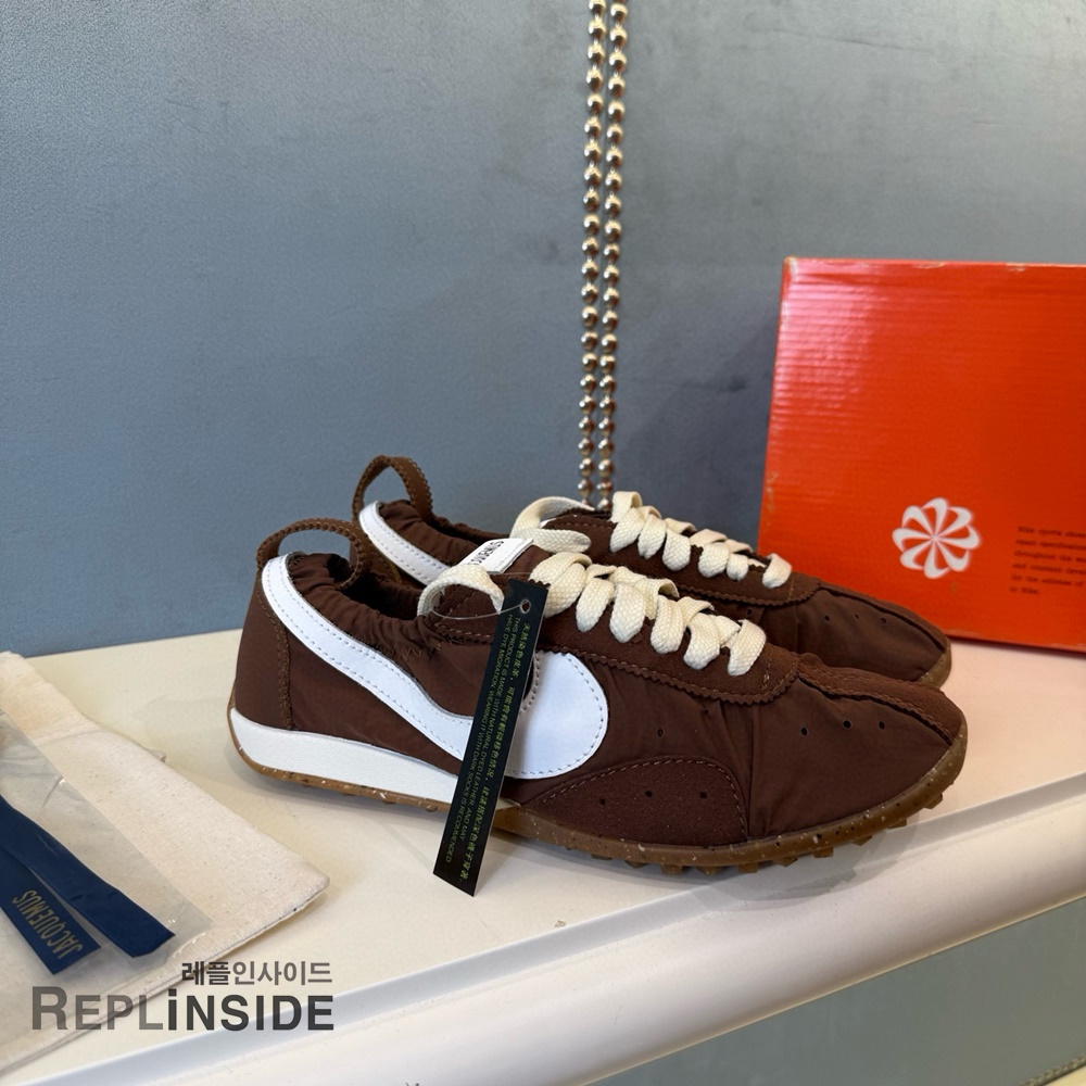 레플리카 명품 [NIKE] 나이키 x 자크뮈스 문 슈 SP 파우나 브라운 캐시미어 HV8547-200 남녀공용 - 앞면 실사