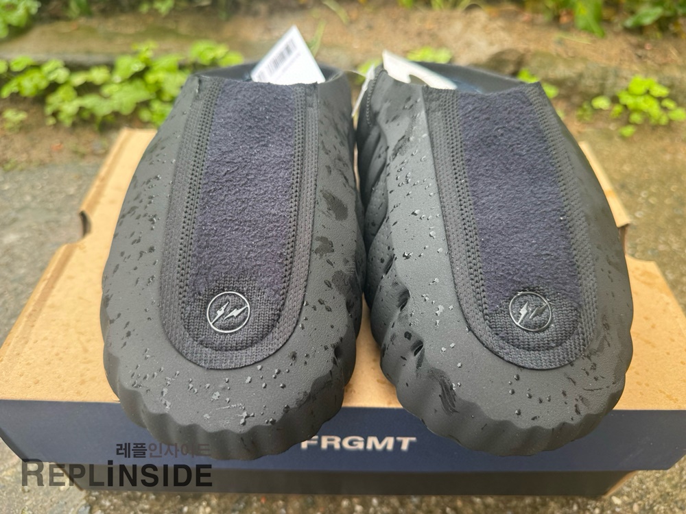 레플리카 명품 [NIKE] 나이키 x 프라그먼트 마인드 001 블랙 IQ8502-001 남녀공용 - 로고 실사