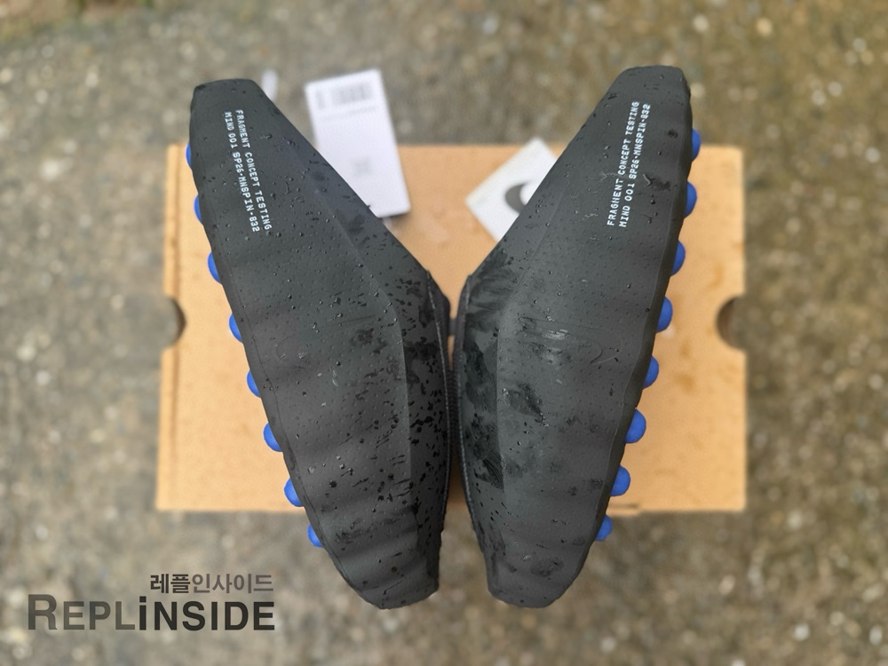 레플리카 명품 [NIKE] 나이키 x 프라그먼트 마인드 001 블랙 IQ8502-001 남녀공용 - 인솔 실사