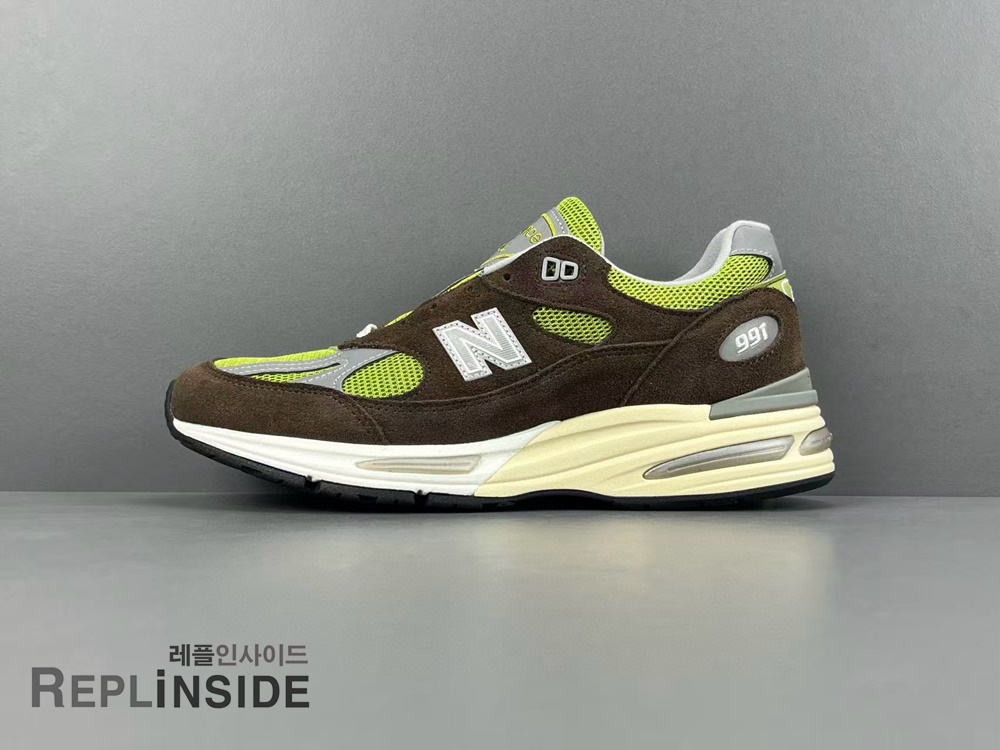레플리카 명품 [New Balance] 뉴발란스 x 다니엘 카타리 991v2 초콜릿 브라운 피스타치오 U991CK2 남녀공용 - 앞면 실사