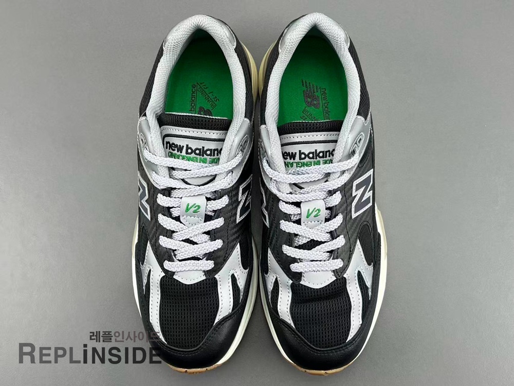 레플리카 명품 [New Balance] 뉴발란스 991v2 x  MiUK Up There 그레이 U991UT2 남녀공용 - 로고 실사