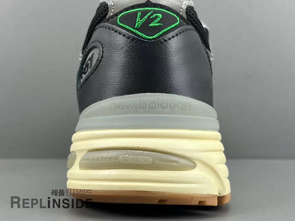 레플리카 명품 [New Balance] 뉴발란스 991v2 x  MiUK Up There 그레이 U991UT2 남녀공용 - 라벨 실사