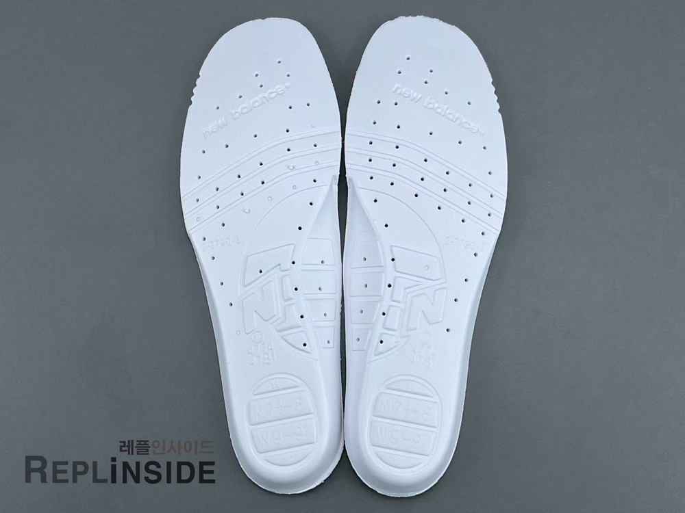 레플리카 명품 [New Balance] 뉴발란스 991v2 x  MiUK Up There 그레이 U991UT2 남녀공용 - 특가 실사