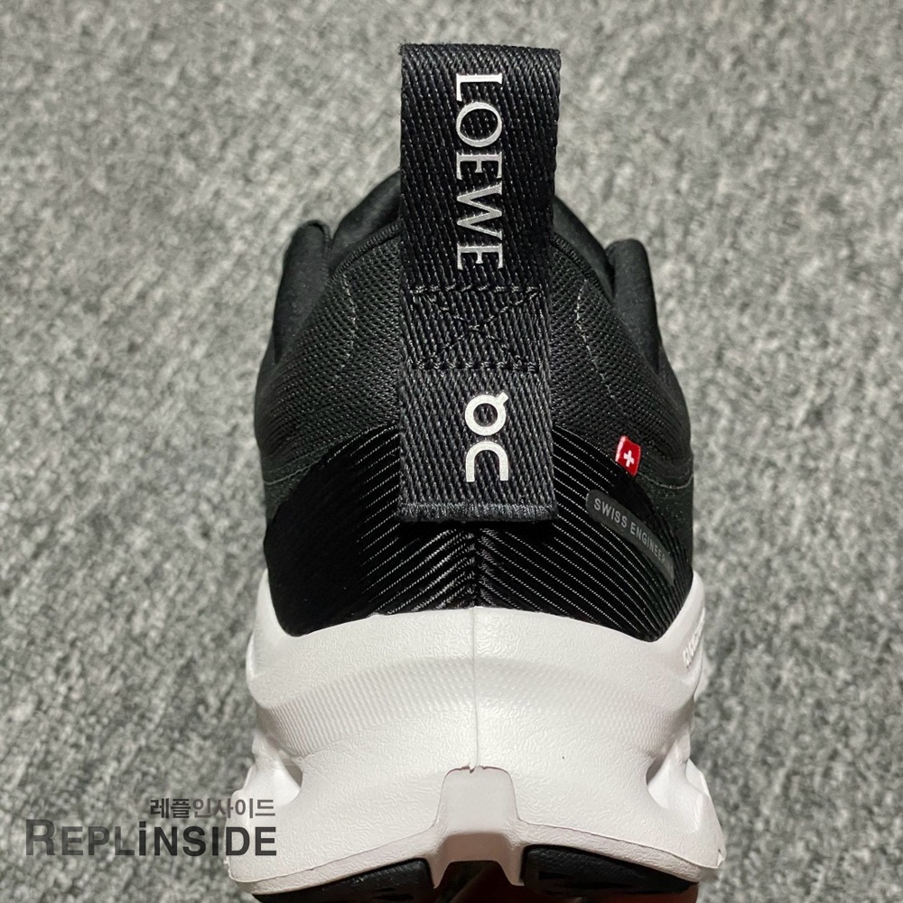 온 러닝 x 로에베 클라우드틸트 2.0, 라이트 그레이 스니커즈, 레플리카 운동화, 경량 쿠션, 트렌디 디자인