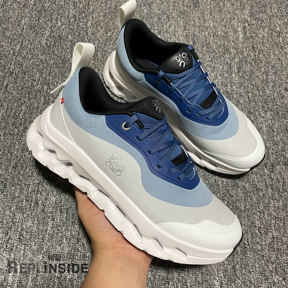 온 러닝 x 로에베 클라우드틸트 2.0, 남녀공용 스니커즈, 레플 스니커즈, 올리브 컬러, 편안한 착용감, 트렌디 러닝화