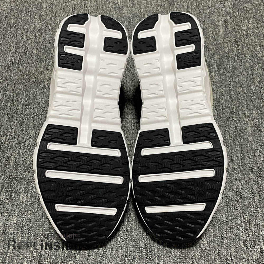 온 러닝 x 로에베 클라우드틸트 2.0, 남녀공용 스니커즈, 레플리카 러닝화, 그레이 컬러, 통기성 좋은 스니커즈, 트렌디 디자인