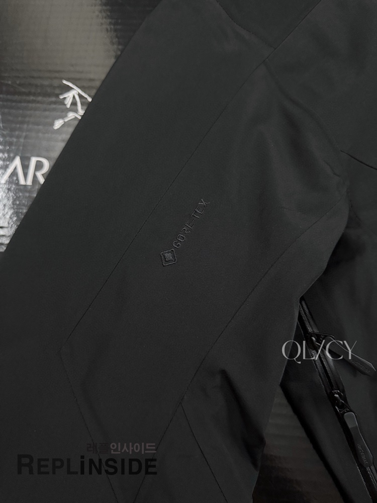 아크테릭스 MACAI 재킷 블랙 내부 구조 실사 | 보온성 높은 다운 패딩 | #레플아크테릭스 #레플아웃도어패딩
