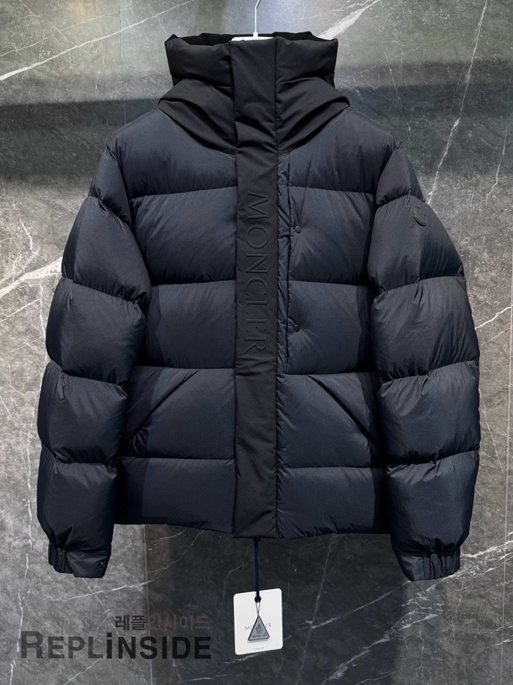 몽클레어 마데이라 패딩 실사 │ Moncler Madeira 다운자켓 정면컷 │ 고퀄리티 레플리카 명품 패딩 │ #몽클레어패딩 #레플리카몽클레어 #마데이라패딩 #명품레플리카