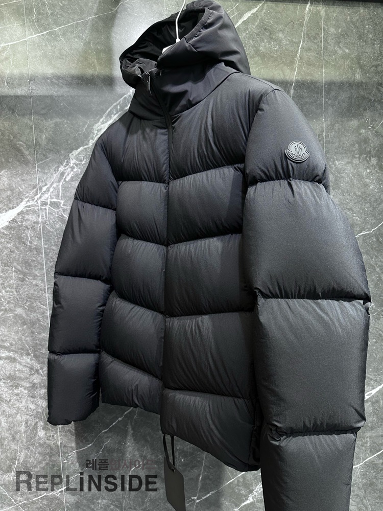 몽클레어 FOREZ 후드 숏패딩 남성용 레플리카 프리미엄 퀄리티 실사 이미지 #레플리카몽클레어패딩 #레플리카명품아우터
