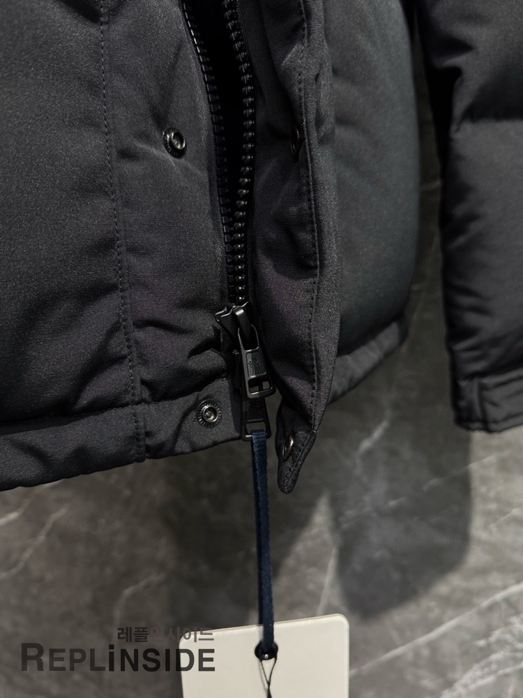 몽클레어 포르나스 FORNAS 패딩 후면 디자인 │ 프리미엄 남성 겨울 아우터 │ #레플리카몽클레어패딩 #몽클레어포르나스 #명품레플리카