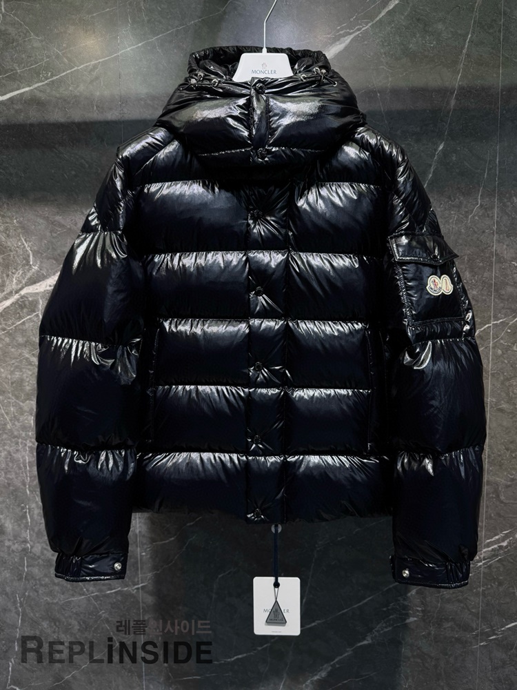 몽클레어 MAYA 70 마야70 패딩 남성용 실사 이미지 | Moncler Maya 70 남성 패딩 | 블랙 패딩 | 하이퀄리티 | 겨울 아우터 추천 #몽클레어패딩 #마야70 #레플몽클레어 #레플패딩 #프리미엄레플
