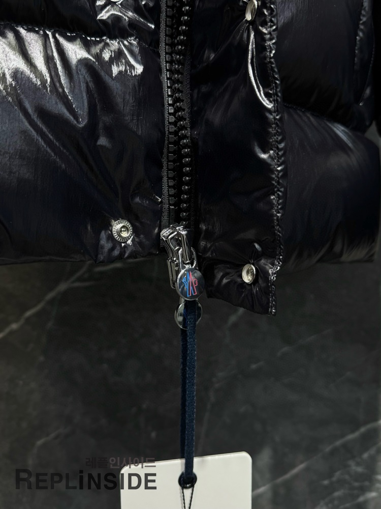 몽클레어 마야70 남성 패딩 손목 시보리 디테일 | Moncler Maya 70 겨울 아우터 | 방풍 패딩 구조 #몽클레어시보리 #마야70디테일 #레플패딩추천 #겨울필수템