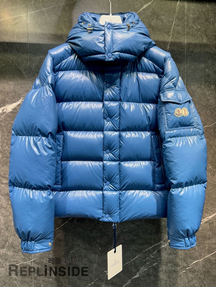 몽클레어 MAYA 70 마야70 남성 패딩 실사, 고퀄 레플리카 몽클레어 패딩, 광택감 있는 다운 재킷, #몽클레어마야70 #레플몽클레어패딩 #명품레플패딩