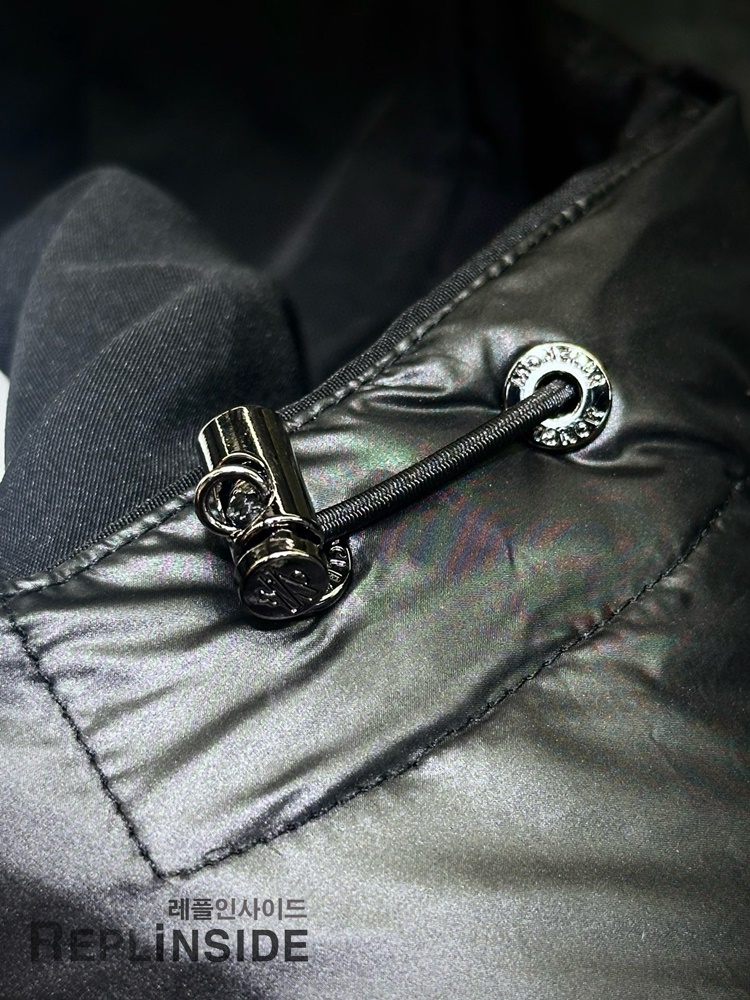 몽클레어 Fowey 리버서블 다운 패딩 겨울 코디 레플리카 패션