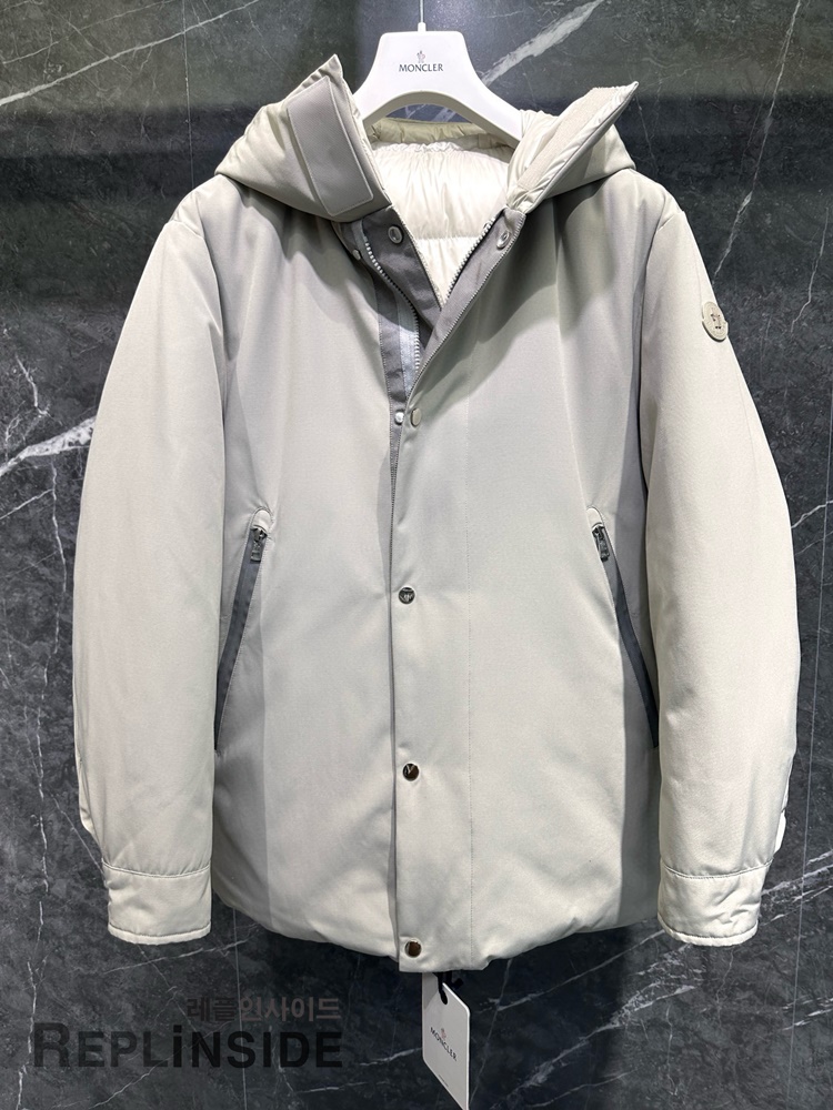 몽클레어 Fowey 포위 패딩 후드 디테일, 볼륨감 있는 다운 충전재, 남녀공용 겨울 패딩, #몽클레어포위리버서블 #레플리카아우터