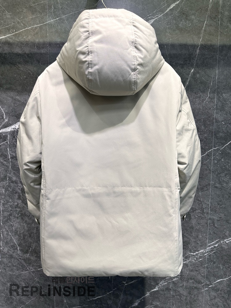 몽클레어 Fowey 포위 다운 재킷 로고 패치 디테일, 고퀄 레플 로고 각인, #몽클레어로고 #레플몽클레어포위 #명품레플