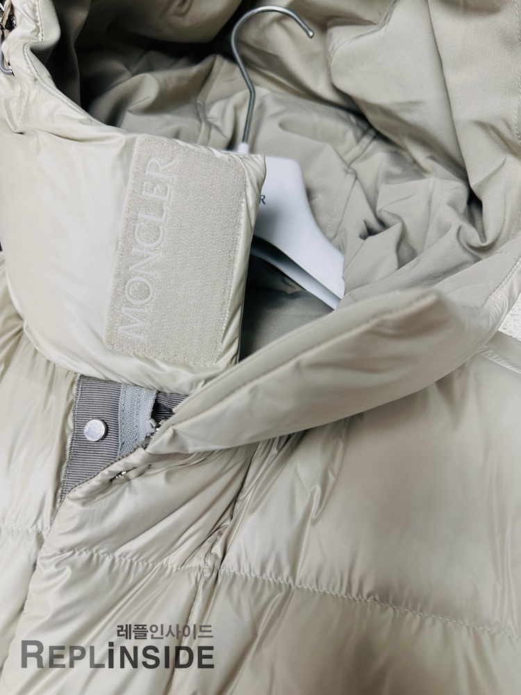 몽클레어 포위 패딩 다운 충전재 클로즈업, 보온성 높은 겨울 패딩, #몽클레어다운 #레플리카명품패딩