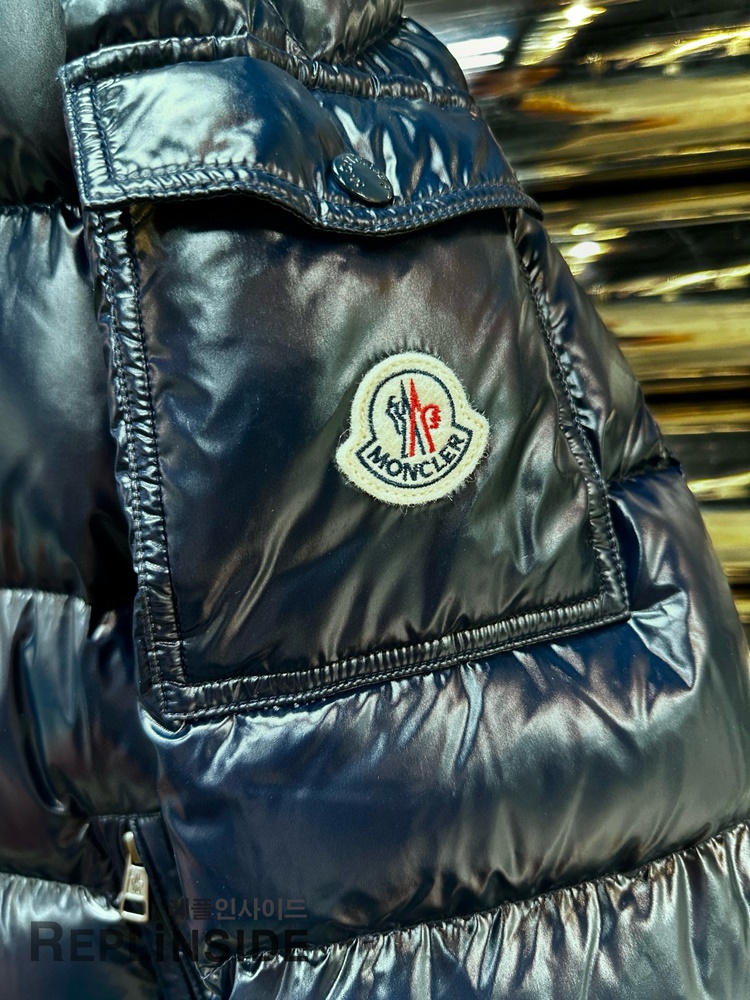 몽클레어 MAYA 패딩 내부 안감 디테일 | Moncler Maya 남성 패딩 | 보온성 높은 프리미엄 패딩 #몽클레어안감 #MAYA내부 #레플보온성 #고급패딩