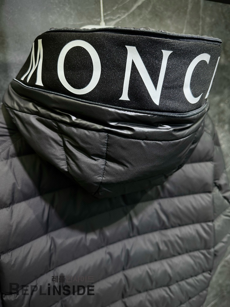 몽클레어 CHEVREIE 내부 안감 디테일 | Moncler Chevreie 남성 패딩 | 보온성 높은 경량 패딩 #몽클레어안감 #CHEVREIE내부 #레플보온성 #고급패딩