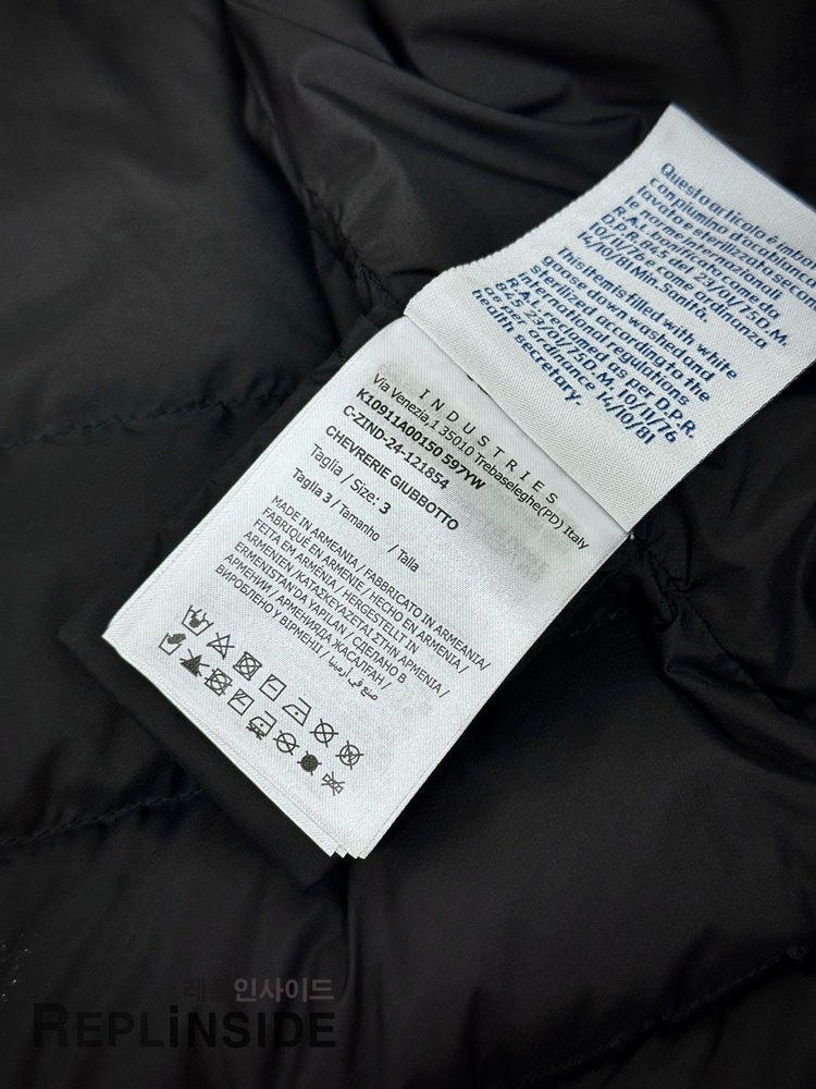몽클레어 CHEVREIE 상세컷 | Moncler Chevreie 남성용 패딩 디테일 | 실사 검품 이미지 | 하이퀄리티 #몽클레어디테일 #CHEVREIE실사 #레플리카패딩 #프리미엄레플 #경량패딩