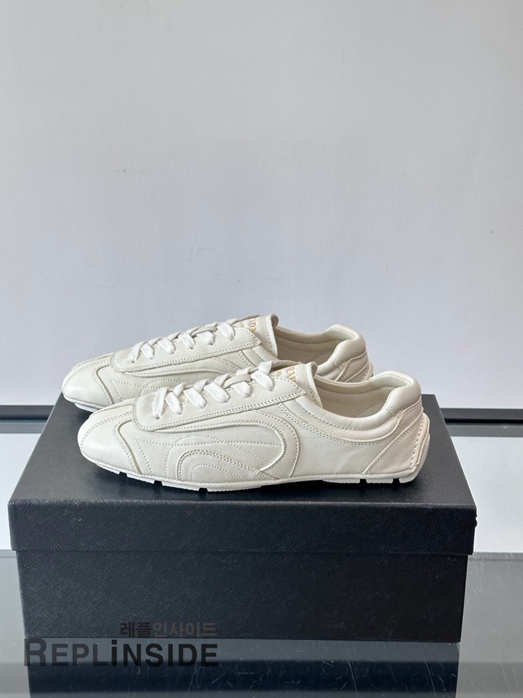 레플리카 명품 [PRADA] 프라다 몬테카를로 리에디션 2005 스니커즈 남성용 - 뒷면 실사