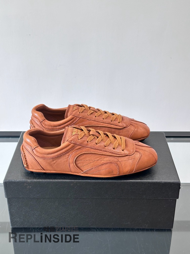 레플리카 명품 [PRADA] 프라다 몬테카를로 리에디션 2005 스니커즈 남성용 - 앞면 실사