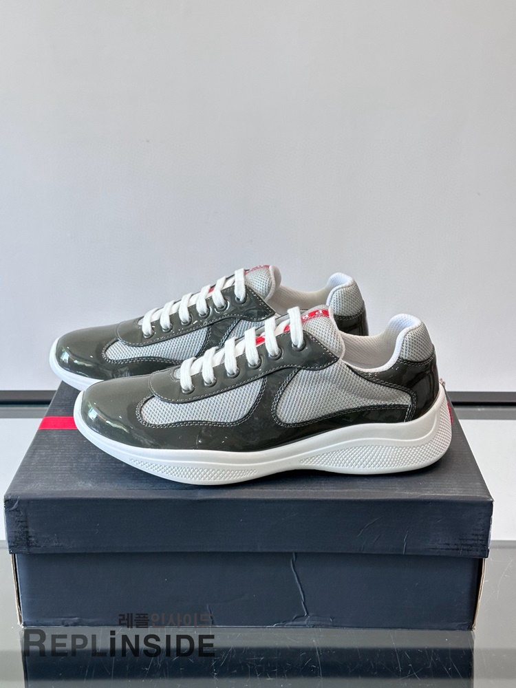 레플리카 명품 [PRADA] 프라다 아메리카 컵 스니커즈 남성용 - 뒷면 실사