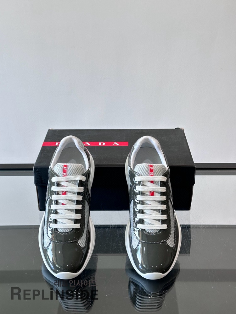 레플리카 명품 [PRADA] 프라다 아메리카 컵 스니커즈 남성용 - 밑창 실사
