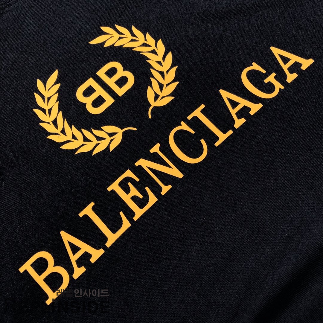 레플리카 명품 [BALENCIAGA] 19ss 남녀공용 티셔츠 - 밑창 실사