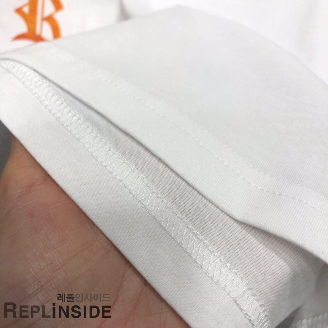 레플리카 명품 [Chrome hearts] 19ss 남녀공용 티셔츠 - 밑창 실사